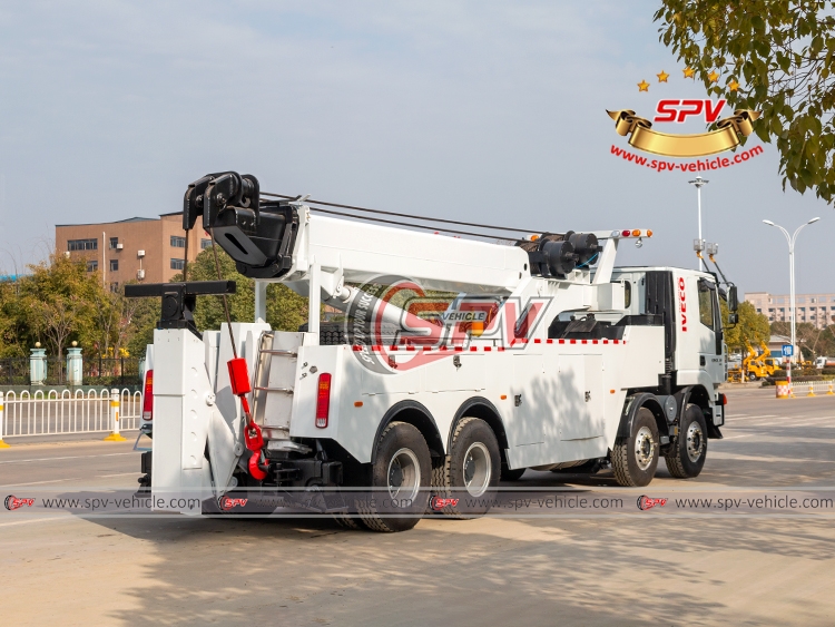 40 Tons Heavy Duty Rotator Wrecker IVECO - RB 40 Tons Heavy Duty Rotator Wrecker IVECO - RB